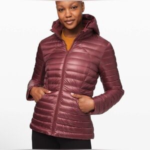 NWOT Lululemon Pack It Down Jacket in Chianti Spring size 2